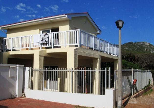To Let 3 Bedroom Property for Rent in Kommetjie Western Cape